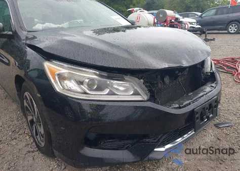 2016 Honda Accord Ex z USA, uszkodzony, nr VIN 1HGCR2F71GA021884